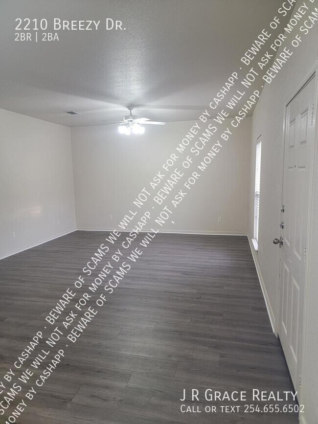 2210 Breezy Dr Apartment Waco, TX