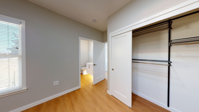 Photo - 3450 The Alameda