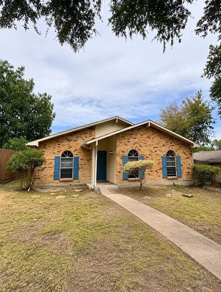 Photo - 2937 Emberwood Dr