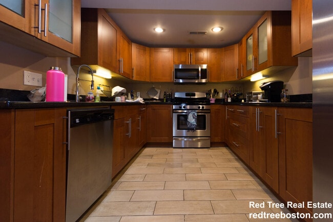 Photo - 20 Saint Lukes Rd