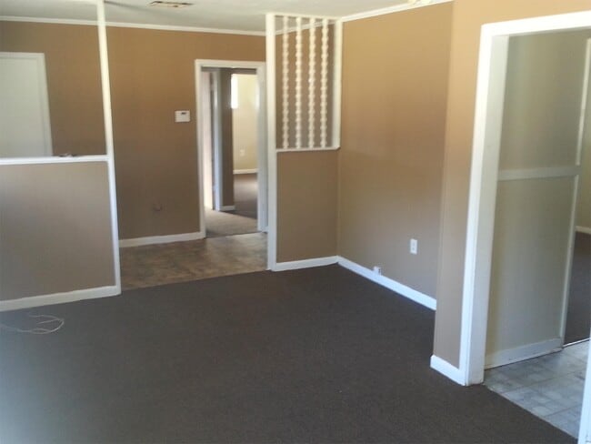 Photo - 3019 Lakewood Dr