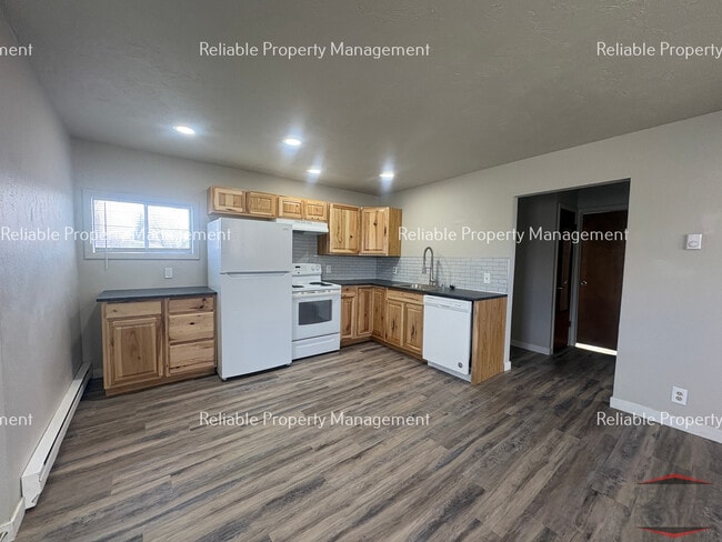 Photo - 626 N Water Ave Unidad 2