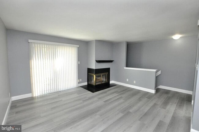 Photo - 1806B Ralston Dr