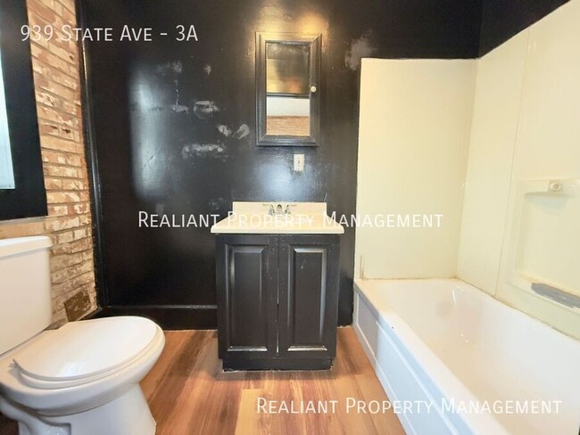 Photo - 939 State Ave Unit 3A