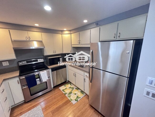 Photo - 2950 Dean Pkwy Unidad Apt 604