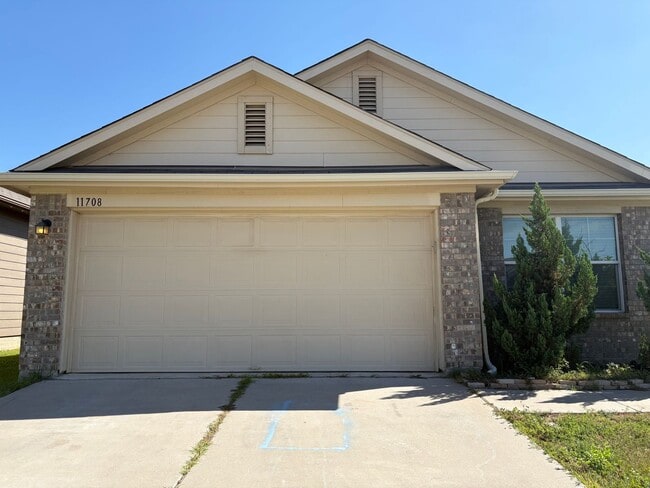 Photo - 11708 Cambrian Rd