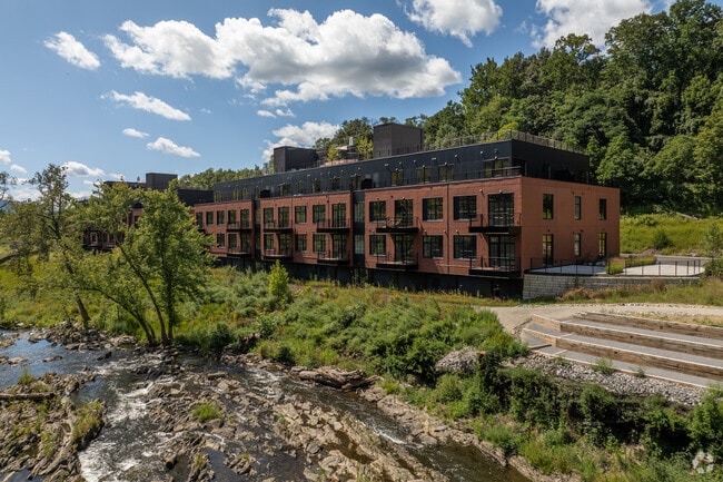 Building Photo - The Arno Rental