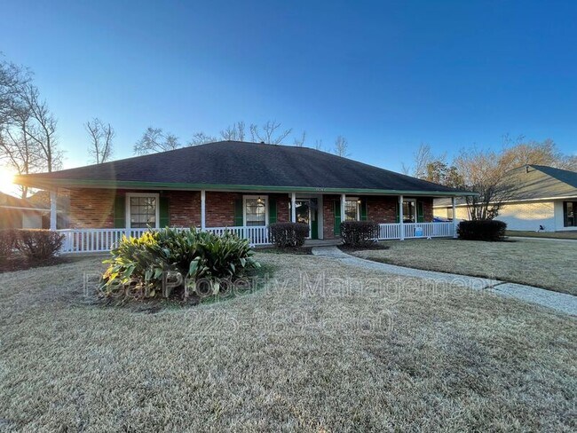 Photo - 6428 Chippendale Dr