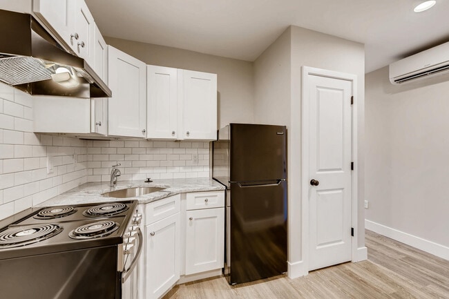 Photo - 3449 Chestnut Ave