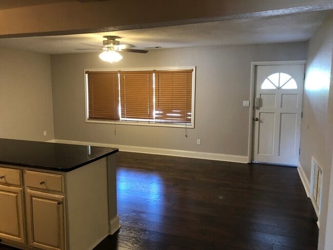 Photo - ** Move in Special $500 off your first months rent** WONDERFUL 4 Bedroom/3 Bathroom Home in the M...