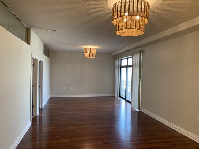 Photo - 3300 W Irving Park Rd