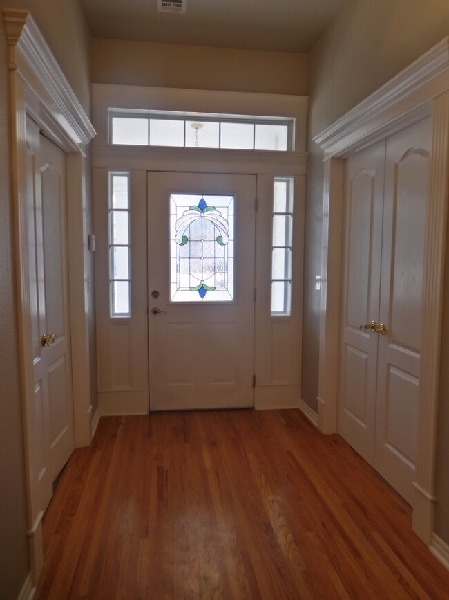 Photo - COMING SOON Being Remodeled: Huge 4 Bedroom with bonus rooms and many bathrooms in Broken Arrow