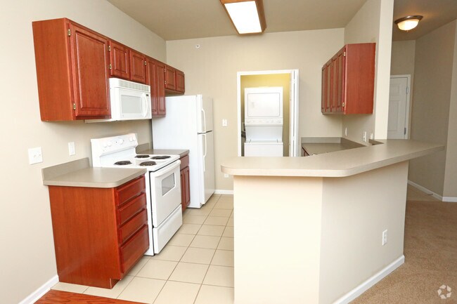 Town Commons Apartments