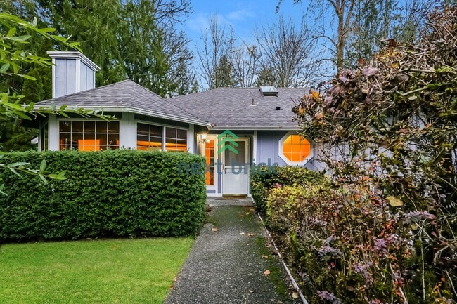 Photo - 3 Bed and 2 Bath Stunning Single-family Home is Available for Rent!