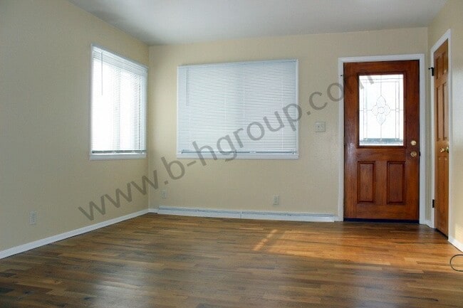 Photo - Desirable Southside Location!