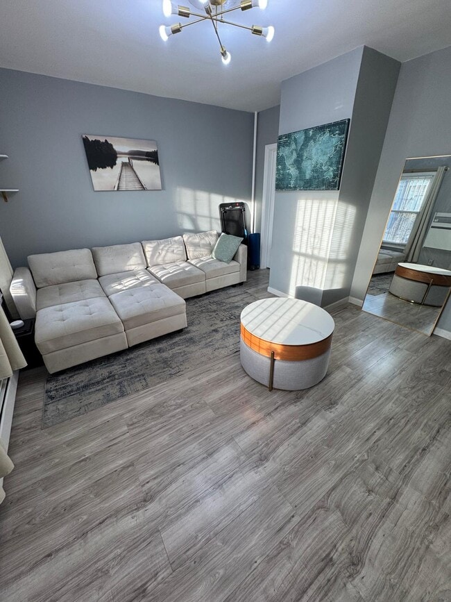 Photo - 117 N 6th St Unit 1