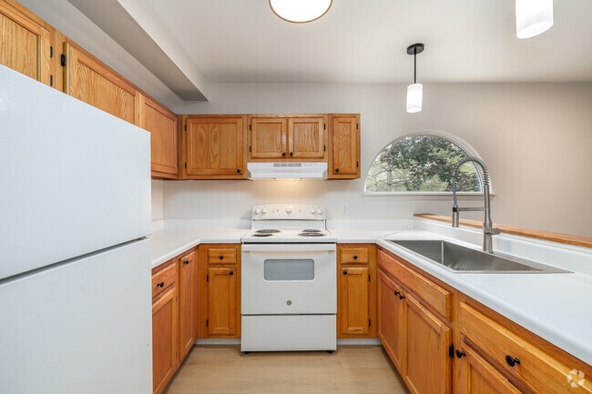 Interior Photo - Meadowbrook Estates Rental