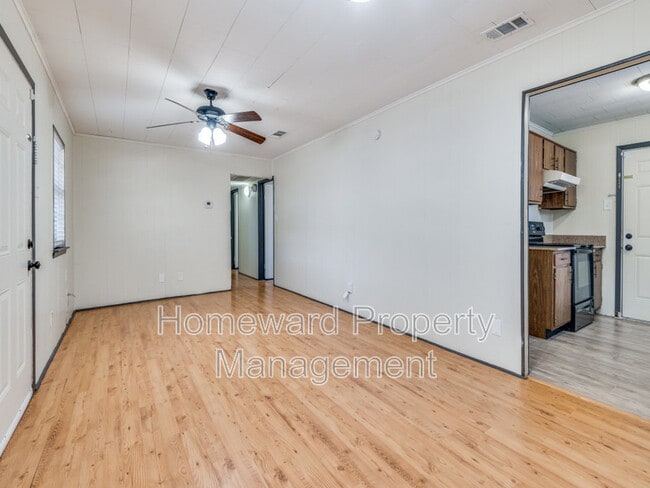 9311 Oakland Dr