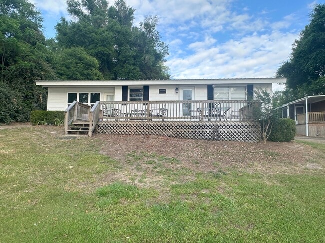 Photo - 14 Lakeview Dr