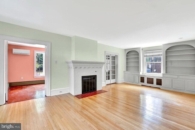 Photo - 121 Kensington Ave