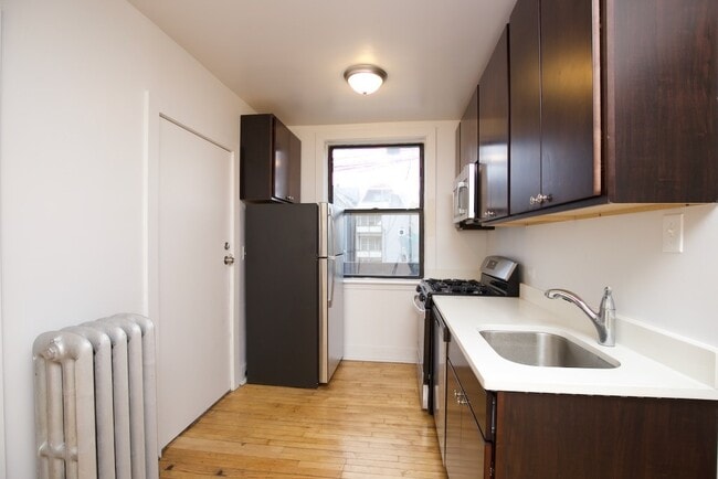 Photo - 2334 N Spaulding Ave Unit A2
