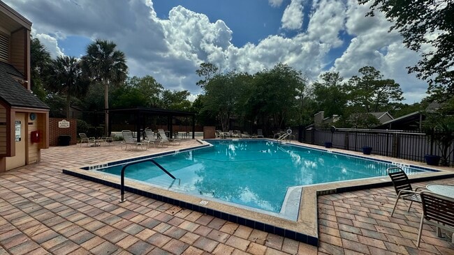 Photo - 241 Hummingbird Ln