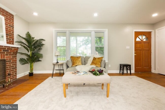 Photo - 25731 Ridge Rd