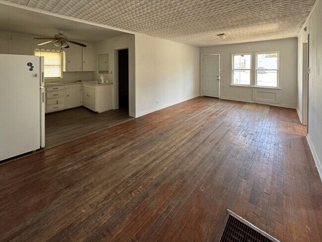 Photo - 1 Bedroom House for Lease