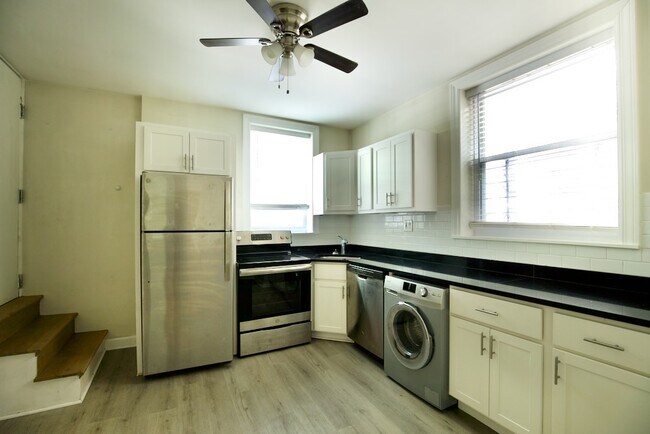 Photo - 646 W Roscoe St Unidad 6H