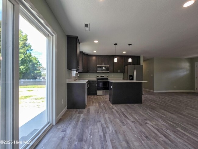 Photo - 106 Perth Dr