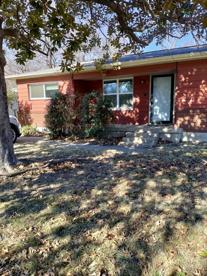 4 Br Home - 4 Br Home