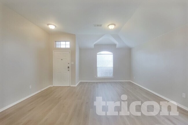 Photo - 1727 Oneal St