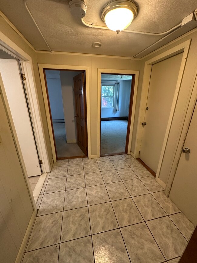 Photo - 68 Trull St Unidad Apartment 1