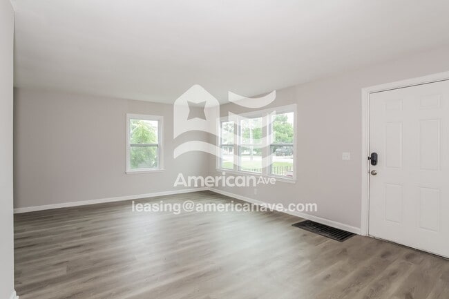 Photo - 8375 Pippin Rd