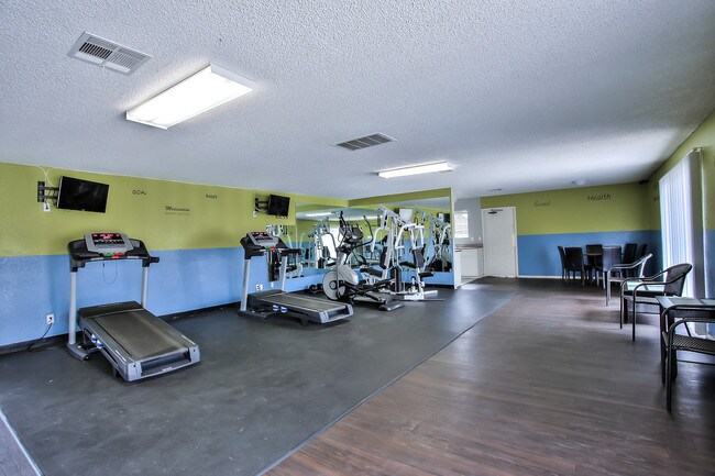 Photo - Silver Lake Apartments