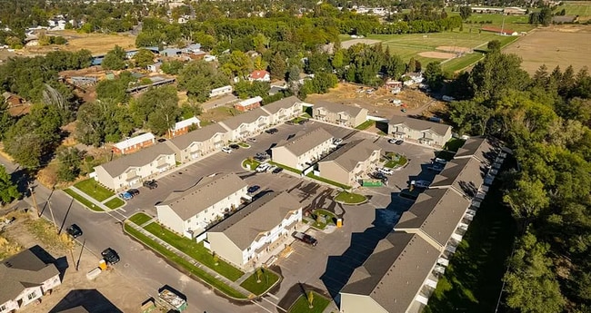 Photo - Modern 3-Bedroom Home with Resort-Style Amenities