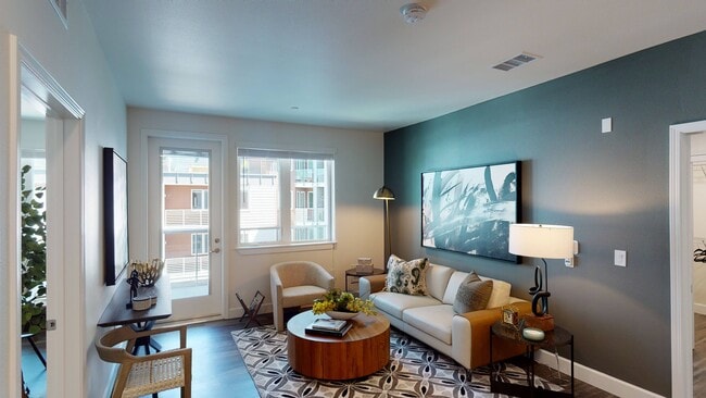 Capitol Towers - Luxury Midrise