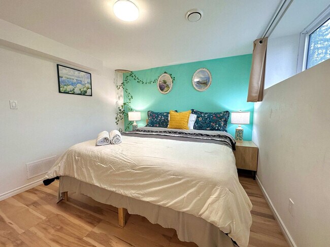 Photo - 663 King St Unit SI ID1604377P
