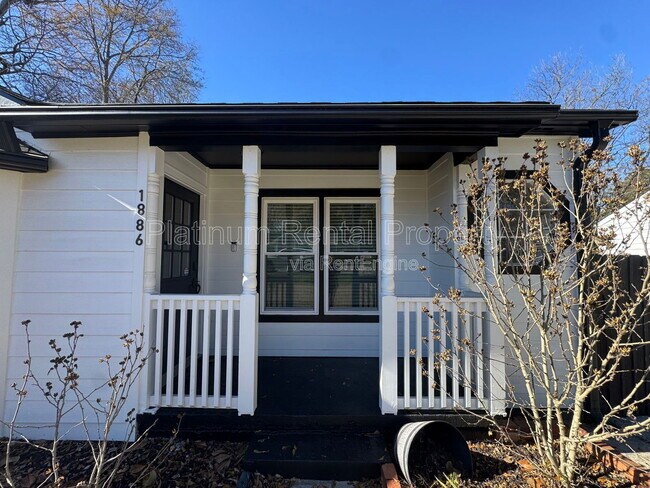 Photo - 1886 Benson Ave SE