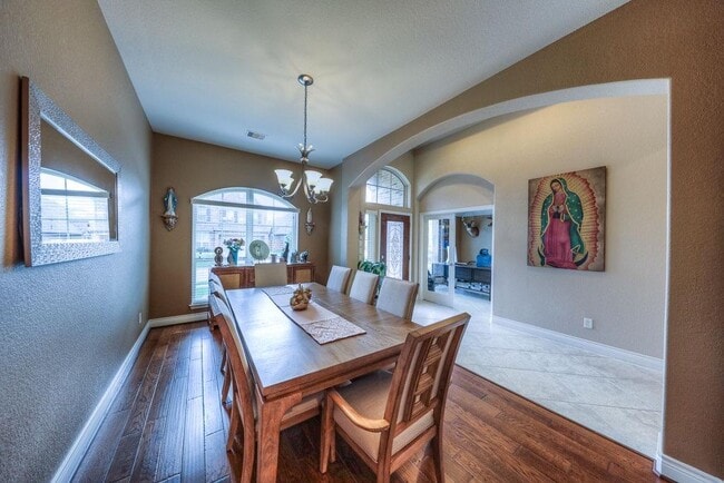 Photo - 1710 Finney Knoll Ln