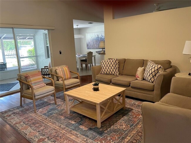 Photo - 1012 Laurel Ave