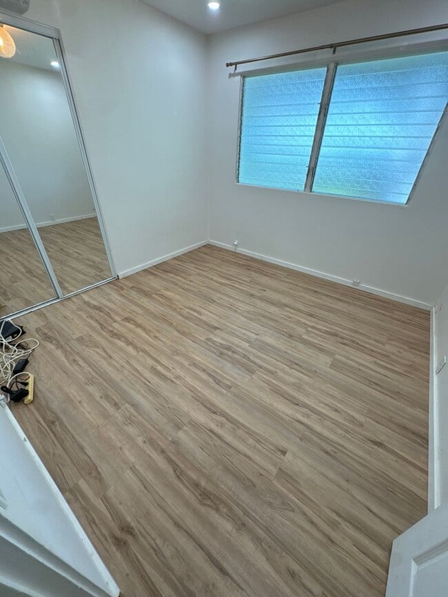 Photo - 3 BED, 2 BATH, 2 Parking with AC- Kalani I...