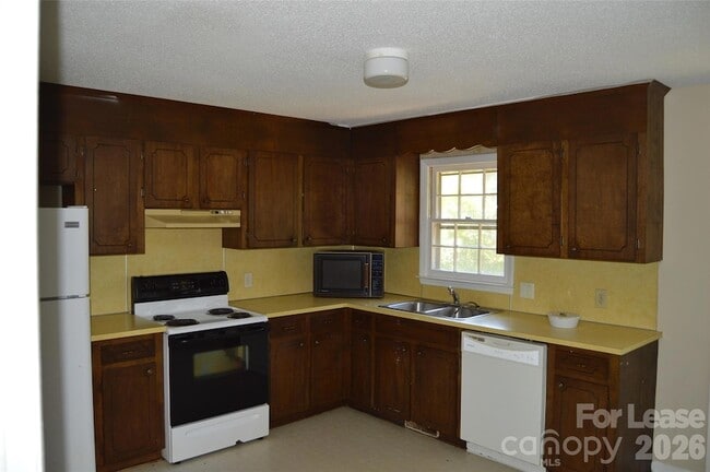 Photo - 221 Kelly St Unit 3