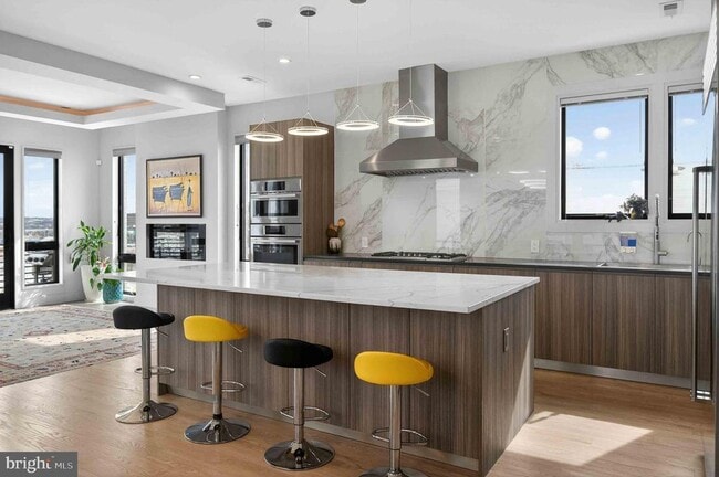 Photo - 911 S Oak St