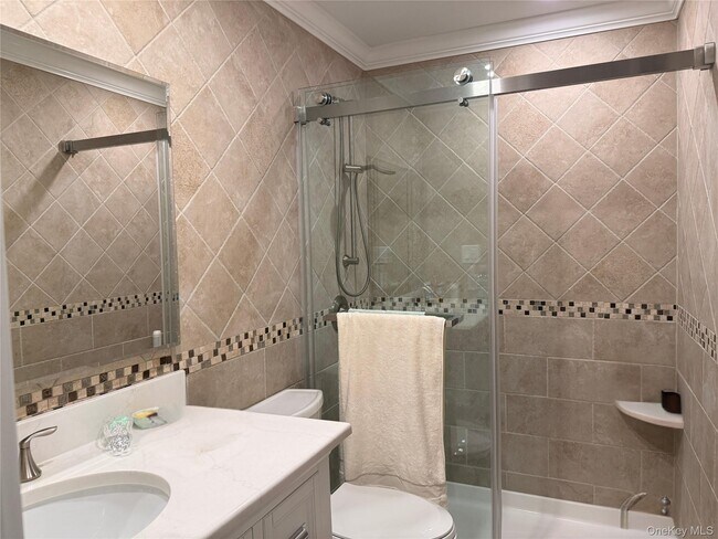 Photo - 12 Harbour Ln Unit 8A