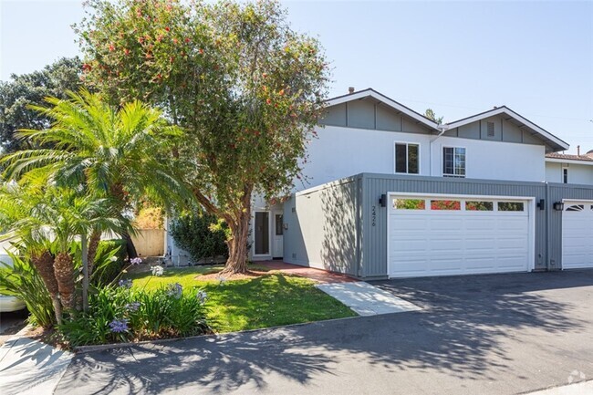 Building Photo - 2426 Lesparre Way Rental