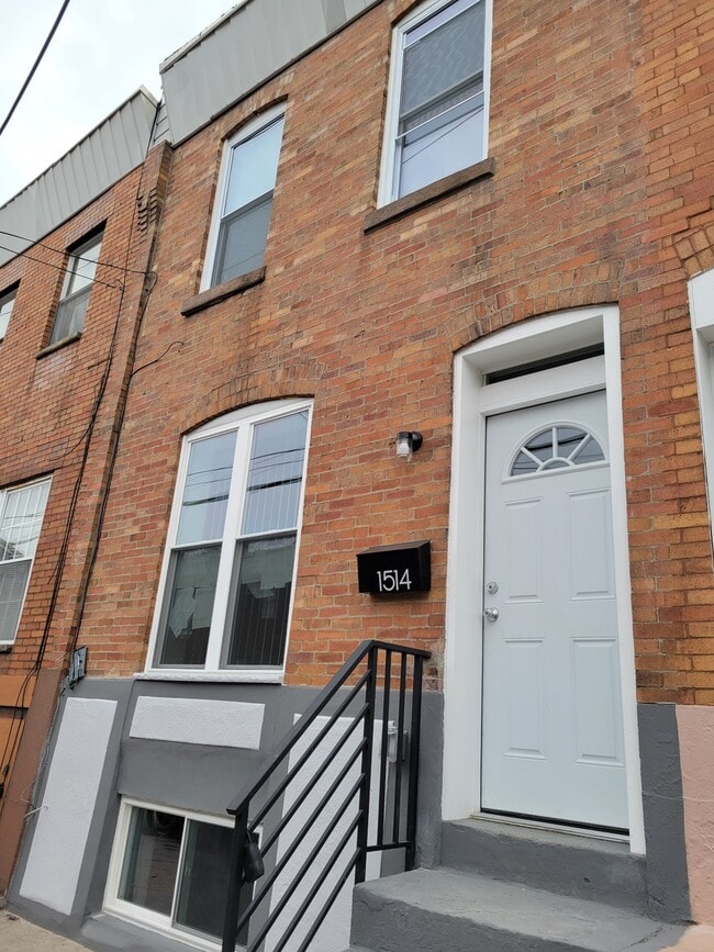 Building Photo - 1514 S 27th St