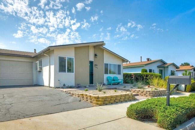 Photo - 55 yrs Plus ONLY Community! Lovely and Breathtaking 2 Bed 2 Bath unit in Oceanside