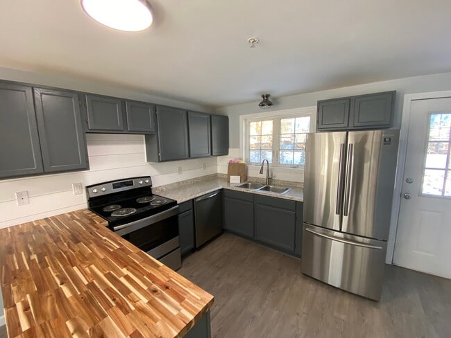 Photo - 46 Carriage Ln Unit A