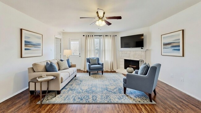 Photo - 2914 Whispering Pine Blvd